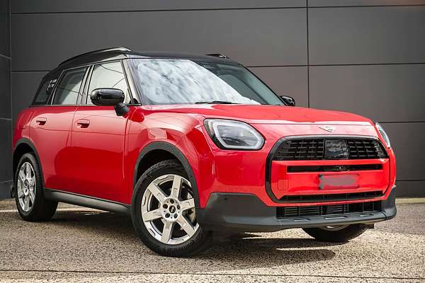 2024 MINI Countryman C Classic U25