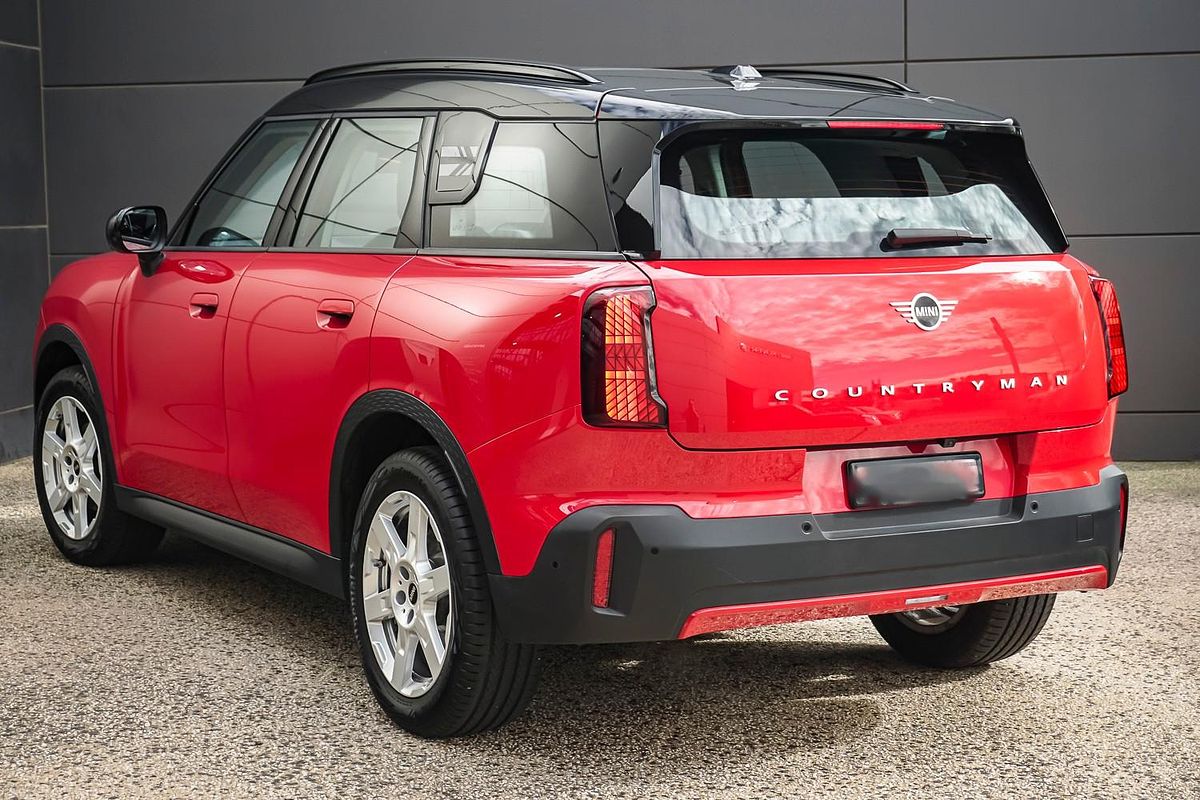 2024 MINI Countryman C Classic U25
