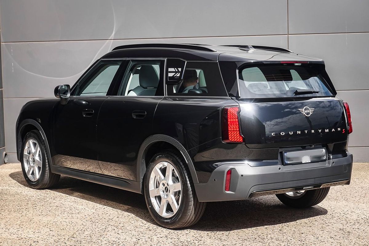 2024 MINI Countryman S Classic U25