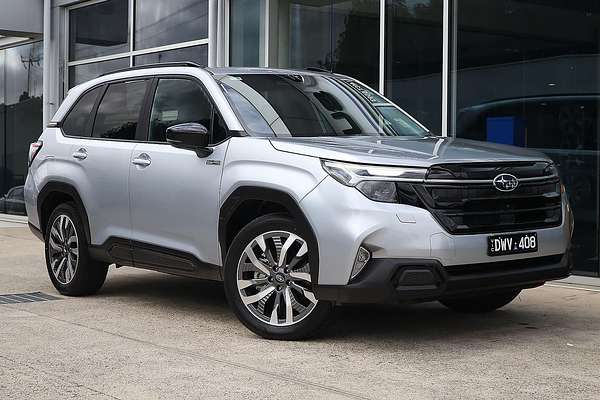 2026 Subaru Forester Hybrid Touring S6