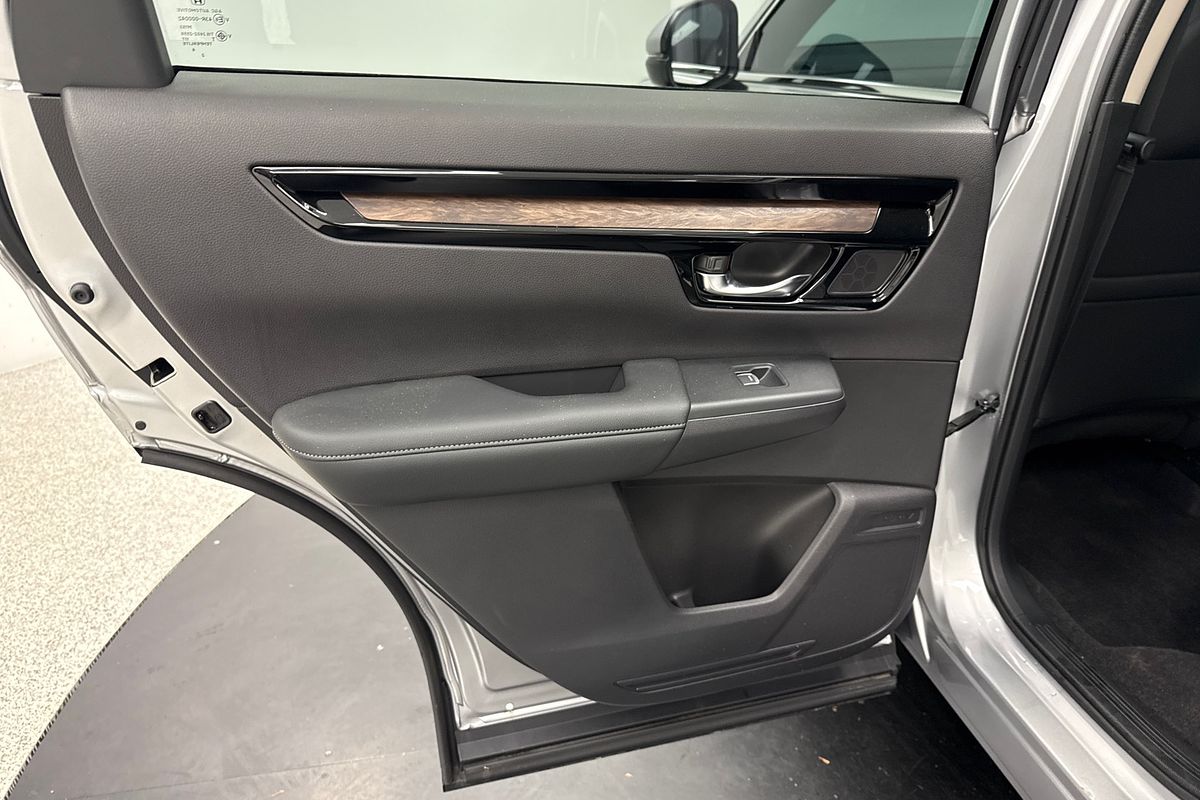 2024 Honda CR-V VTi LX RS