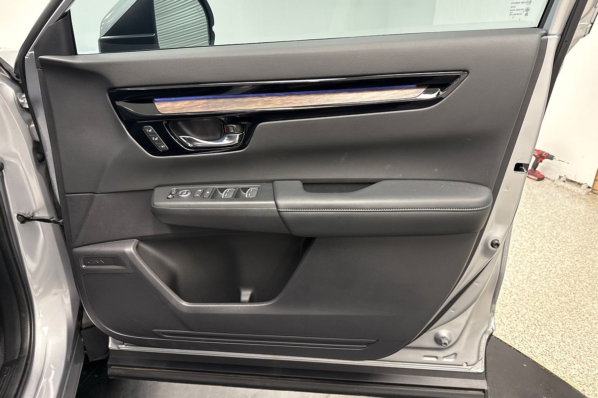 2024 Honda CR-V VTi LX RS