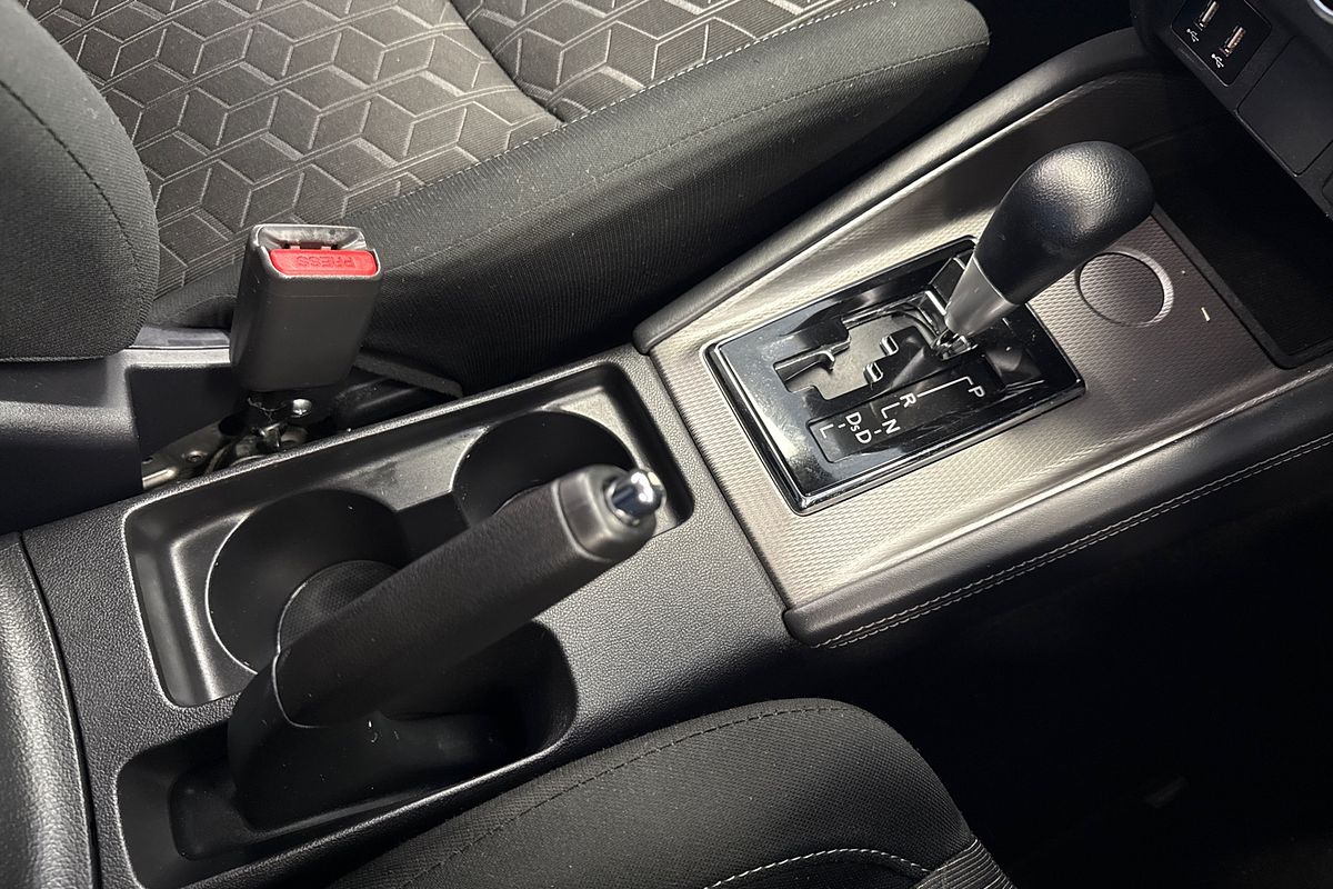 2022 Mitsubishi ASX ES XD