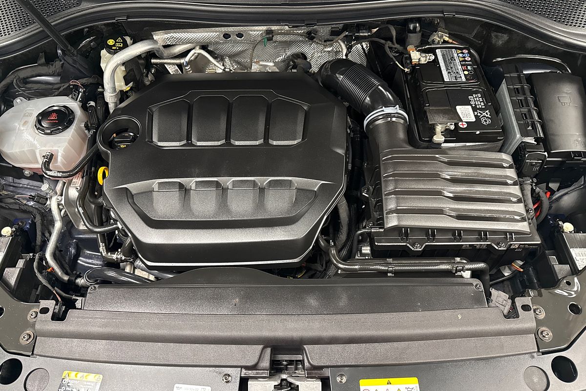 2022 Volkswagen Tiguan R Grid Edition 5N