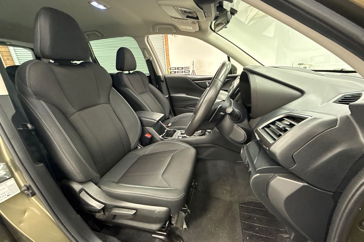2023 Subaru Forester 2.5i S5