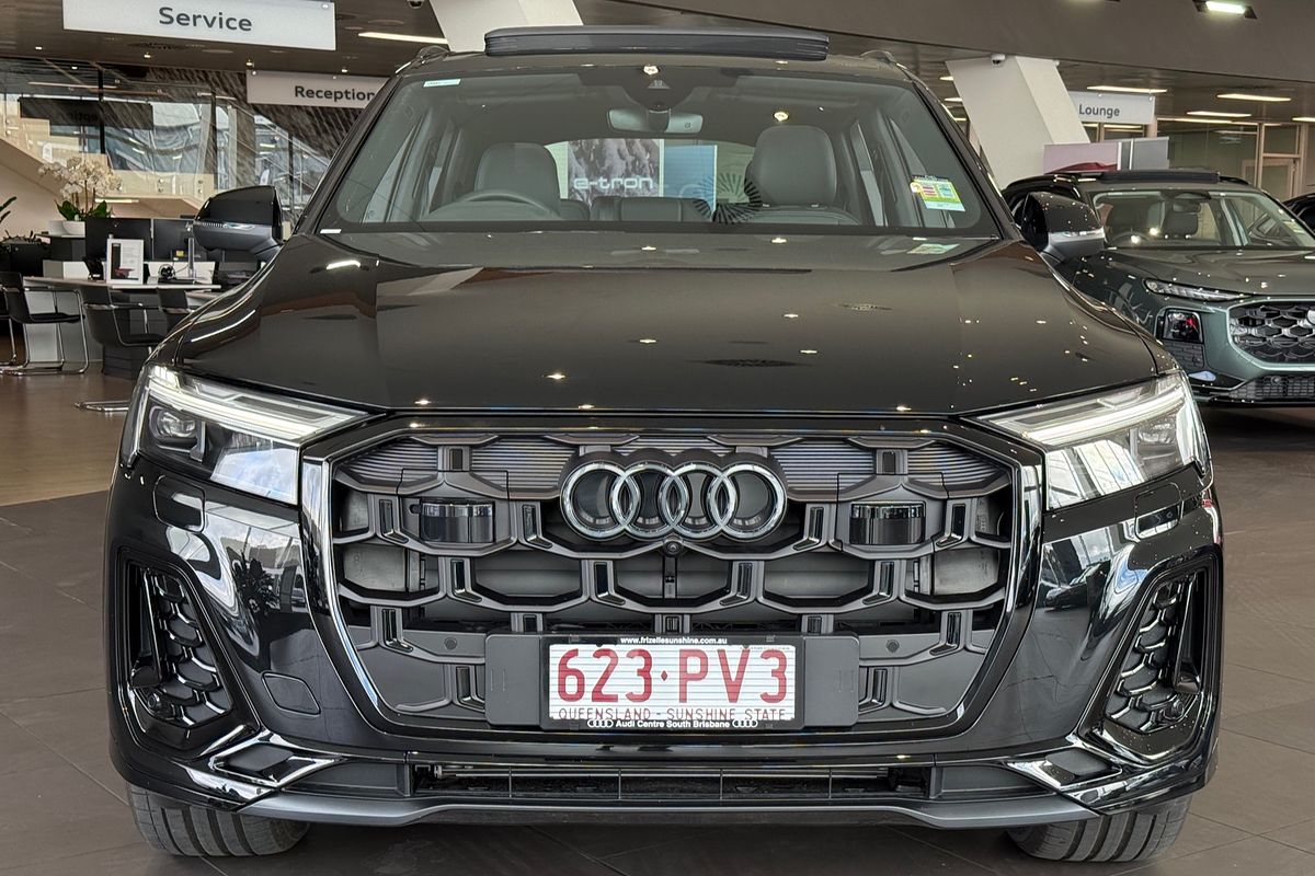 2025 Audi Q7 TDI 170kW S line edition 4M