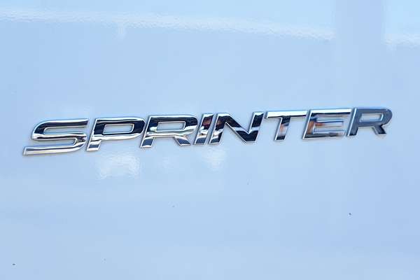2023 Mercedes-Benz Sprinter 315CDI VS30 MWB Low Roof thumb-17