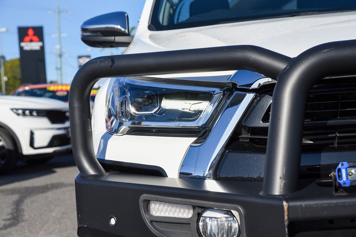 2023 Toyota Hilux SR5 GUN126R 4X4
