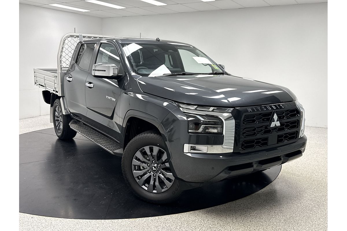 2025 Mitsubishi MV