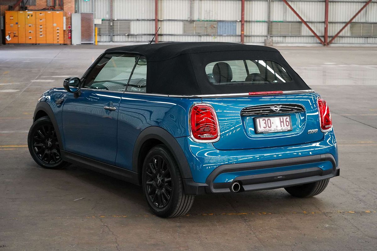 2023 MINI Convertible Cooper Classic F57 LCI-2