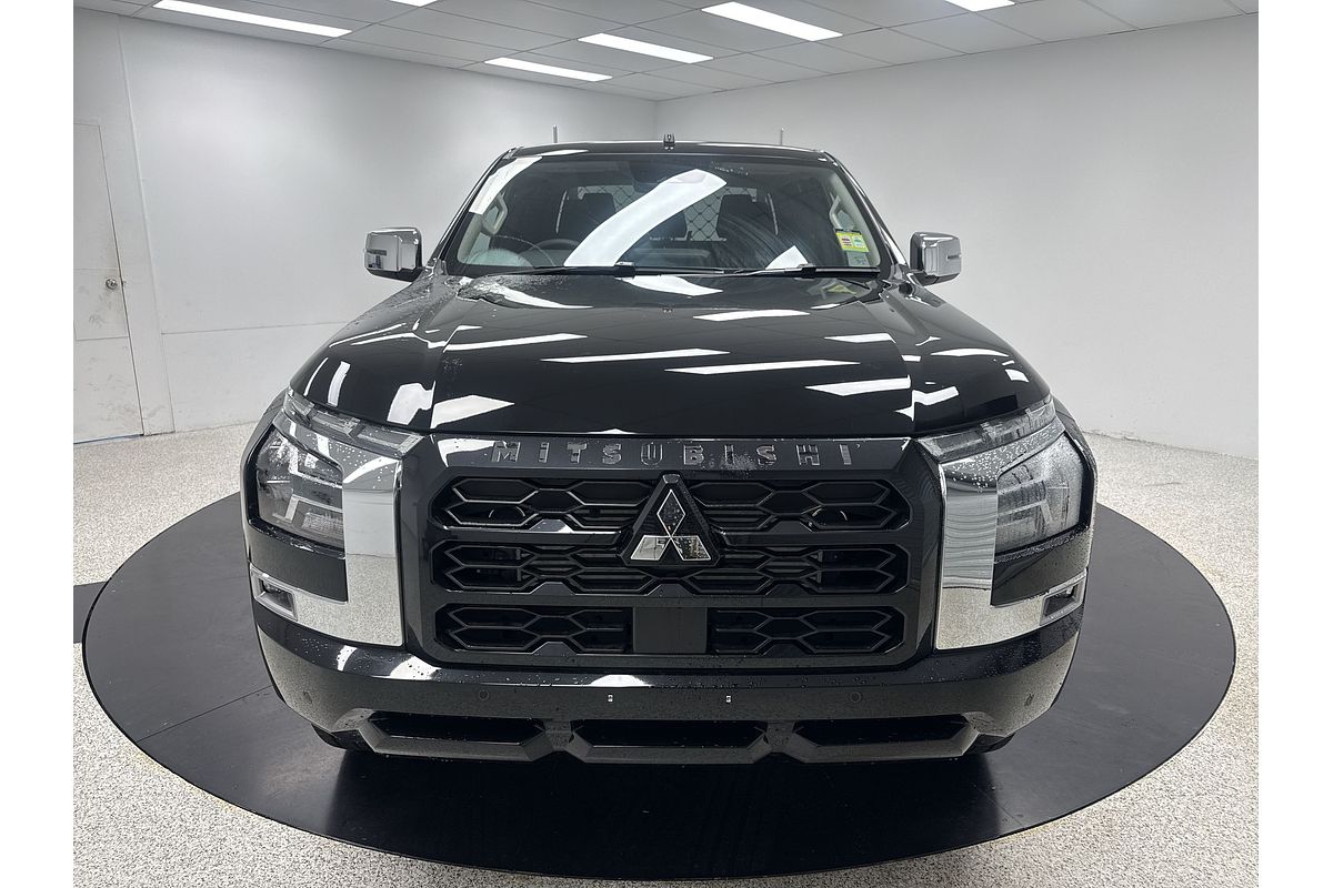 2025 Mitsubishi MV