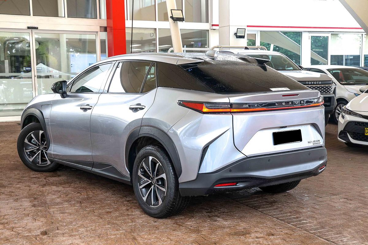 2023 Lexus RZ RZ450e Luxury XEBM15R