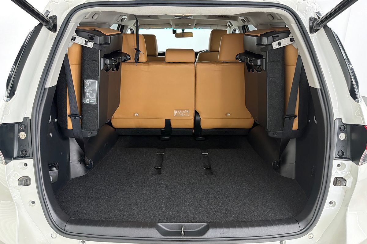 2018 Toyota Fortuner Crusade GUN156R