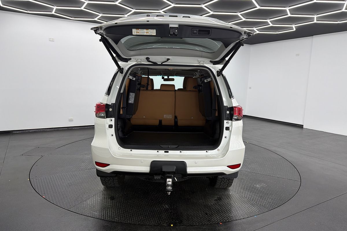 2018 Toyota Fortuner Crusade GUN156R