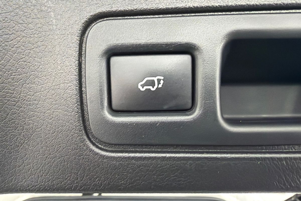 2018 Toyota Fortuner Crusade GUN156R