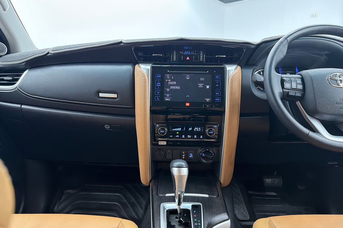 2018 Toyota Fortuner Crusade GUN156R