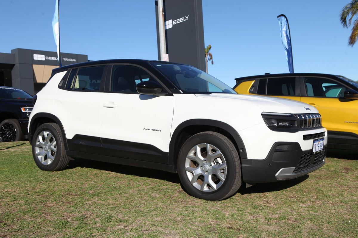 2024 Jeep Avenger Limited JJ
