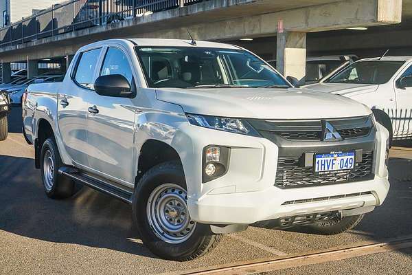 2023 Mitsubishi Triton GLX MR Rear Wheel Drive