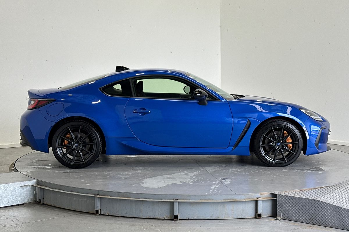 2025 Subaru BRZ tS ZD8