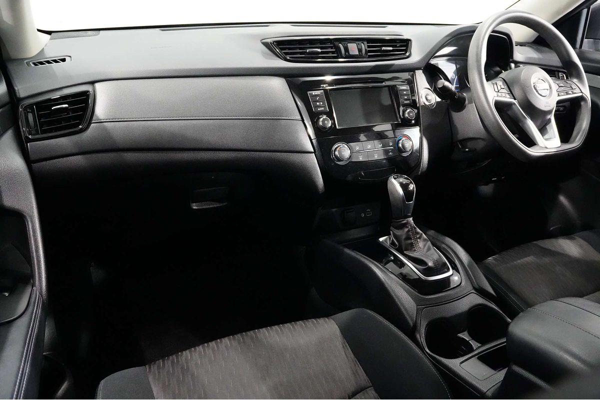 2022 Nissan X-TRAIL ST T32