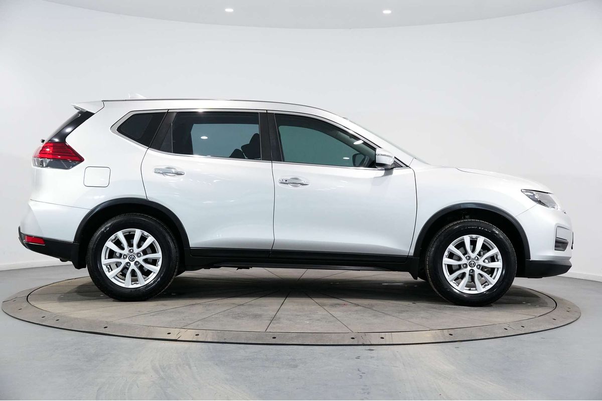 2021 Nissan X-TRAIL ST T32