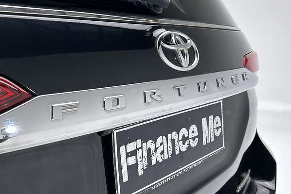 2019 Toyota Fortuner Crusade GUN156R thumb-21
