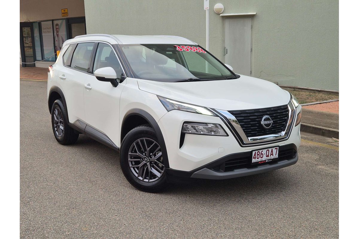 2025 Nissan X-TRAIL ST T33