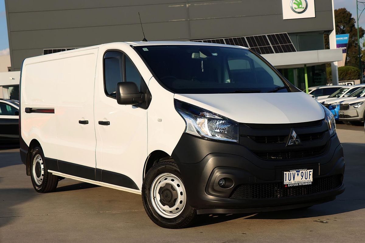 2020 Mitsubishi Express GLX SN LWB