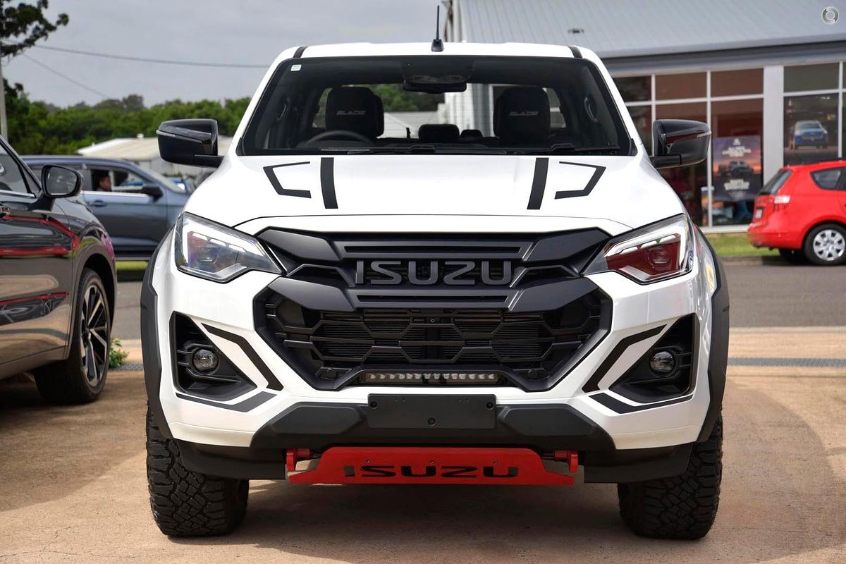 2026 Isuzu D-MAX BLADE 4X4
