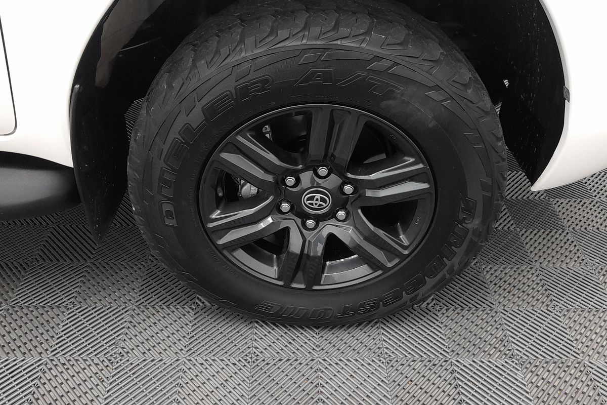 2022 Toyota Hilux SR GUN126R 4X4