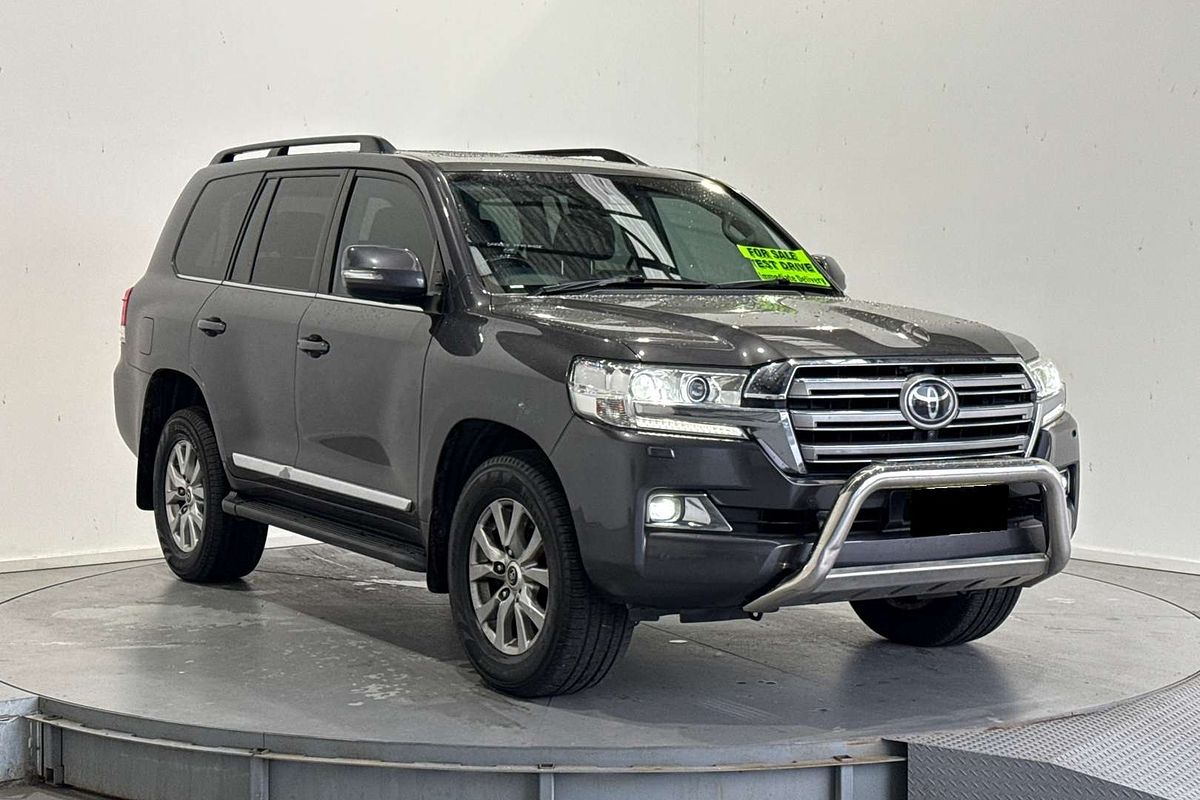 2018 Toyota Landcruiser Sahara VDJ200R
