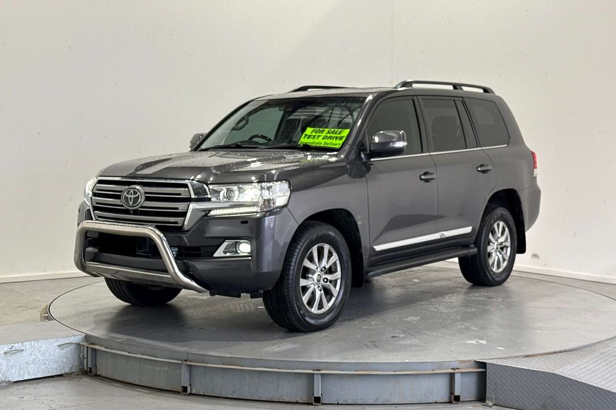 2018 Toyota Landcruiser Sahara VDJ200R