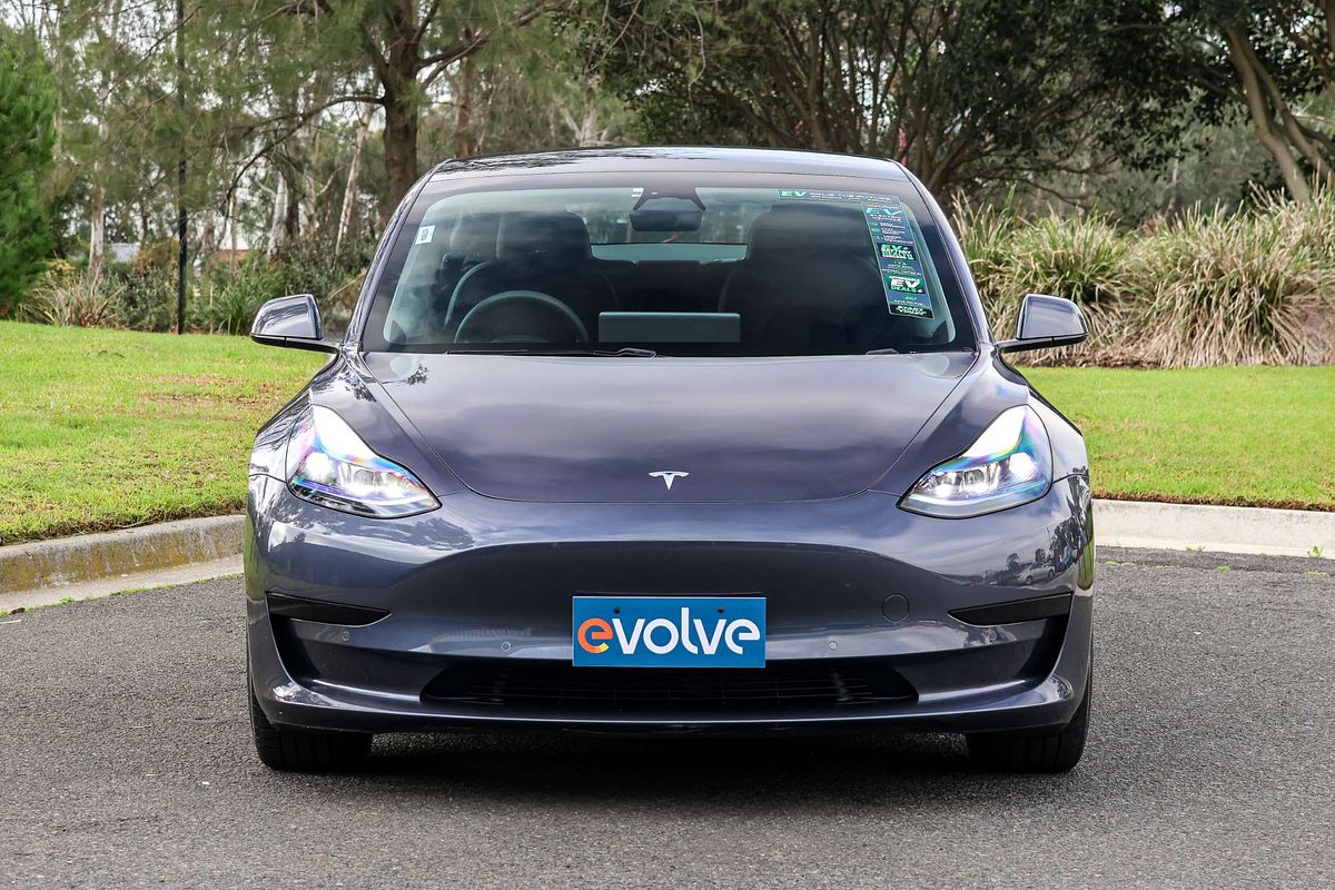 2022 Tesla Model 3 Rear-Wheel Drive