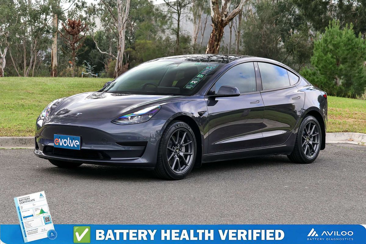 2022 Tesla Model 3 Rear-Wheel Drive