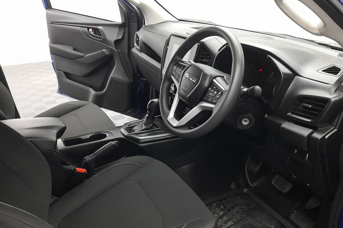 2022 Isuzu D-MAX SX High Ride Rear Wheel Drive