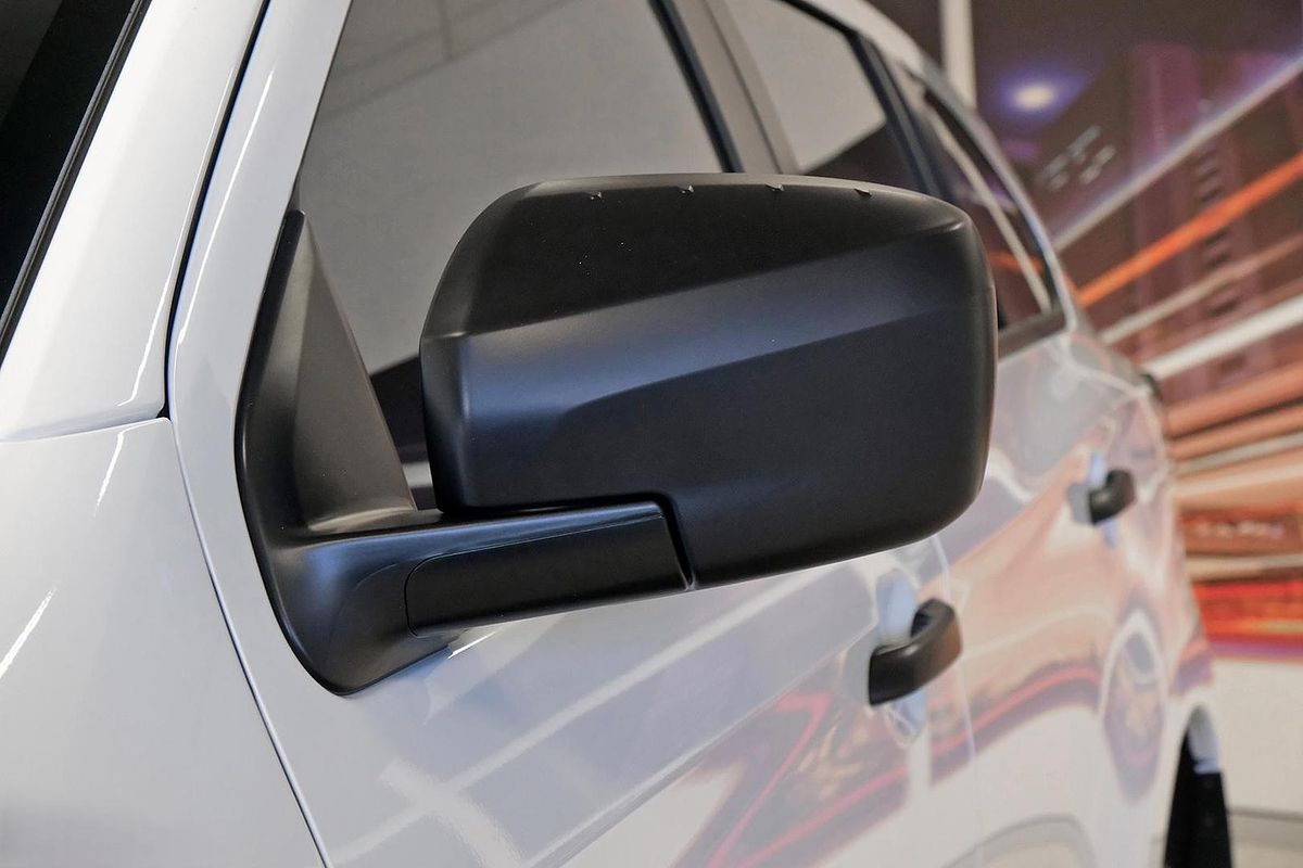 2026 Isuzu MU-X LS-M image 12