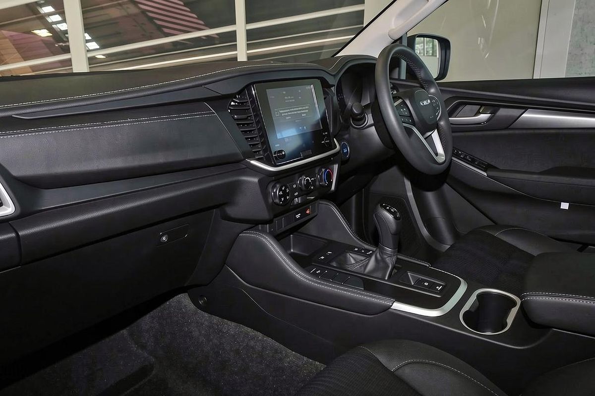 2026 Isuzu MU-X LS-M image 22