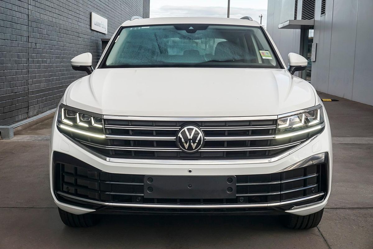 2025 Volkswagen Touareg 170TDI RC