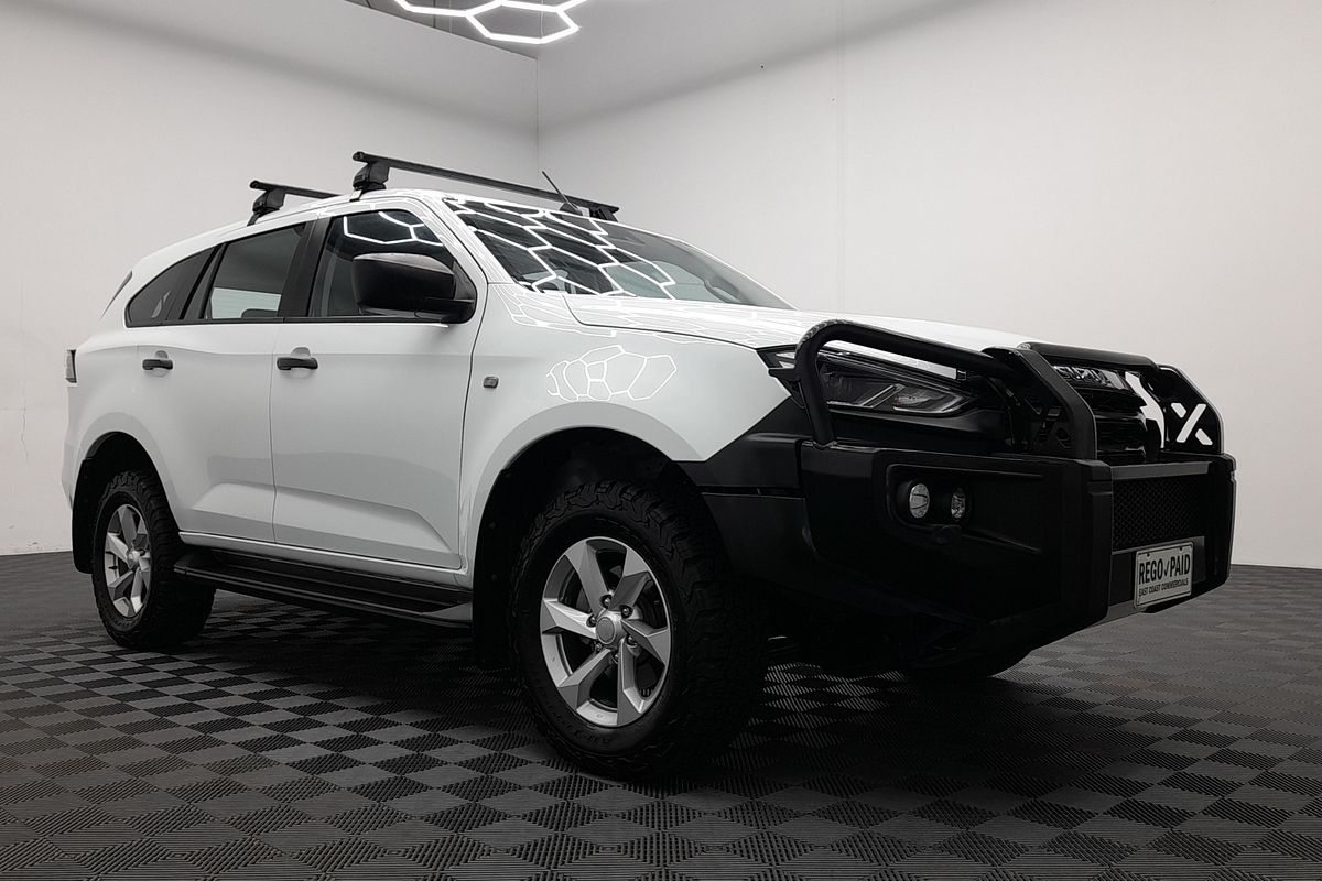 2023 Isuzu MU-X LS-M