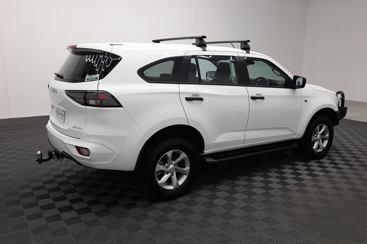 2023 Isuzu MU-X LS-M