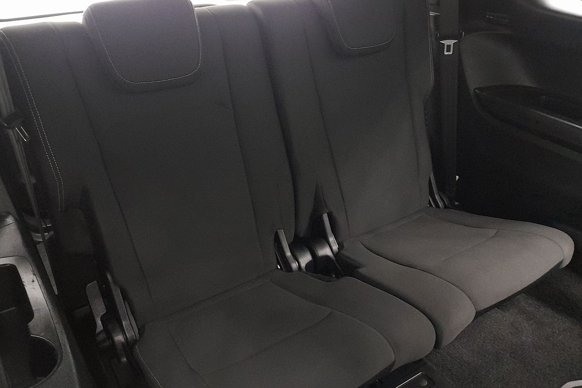 2023 Isuzu MU-X LS-M