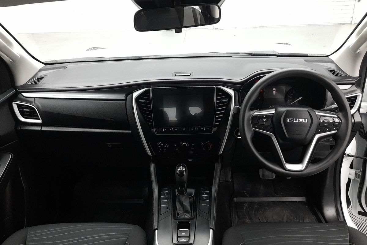 2023 Isuzu MU-X LS-M