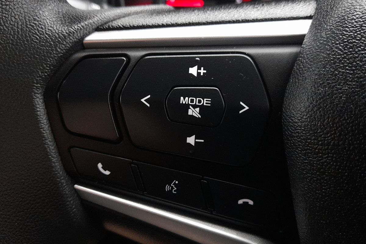 2023 Isuzu MU-X LS-M
