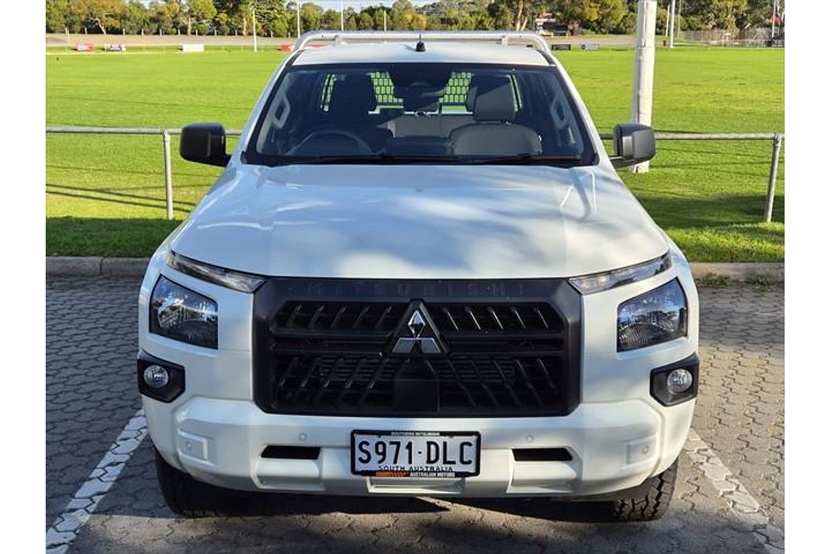 2025 Mitsubishi Triton GLX MV 4X4