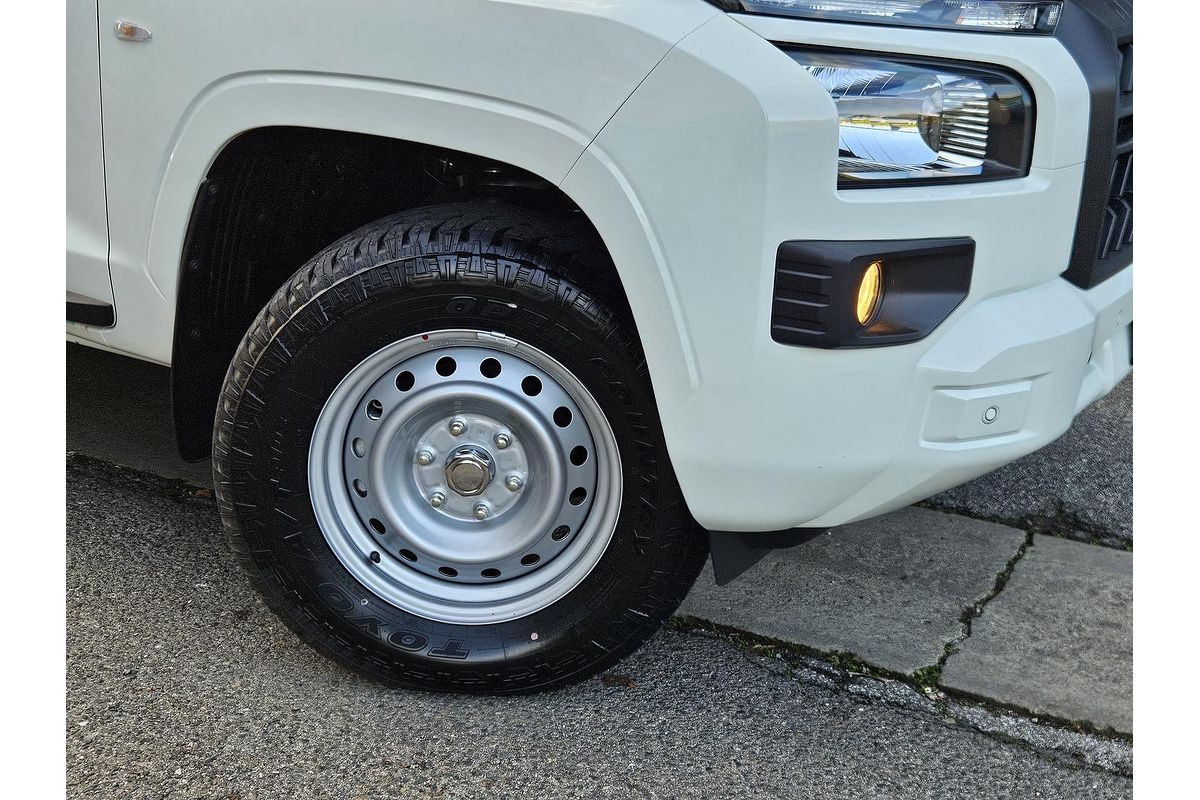 2025 Mitsubishi Triton GLX MV 4X4