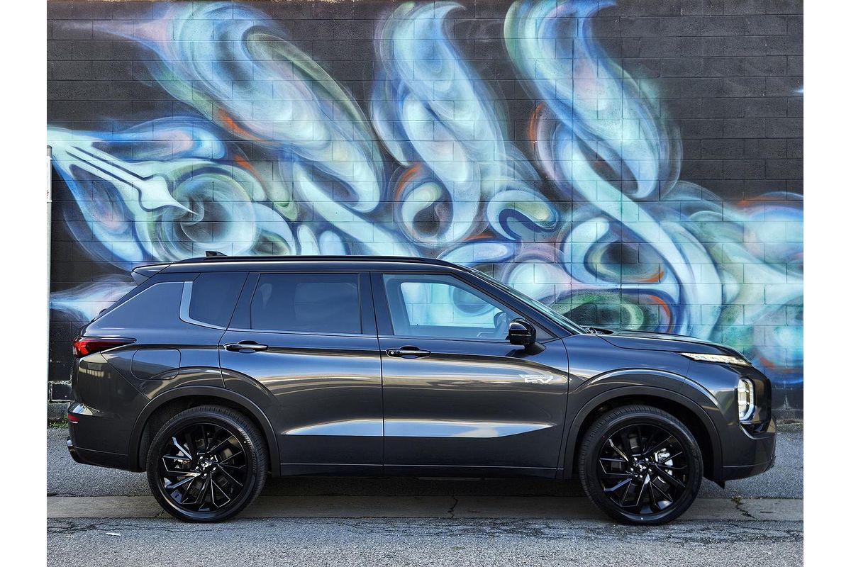 2025 Mitsubishi Outlander PHEV GSR ZM
