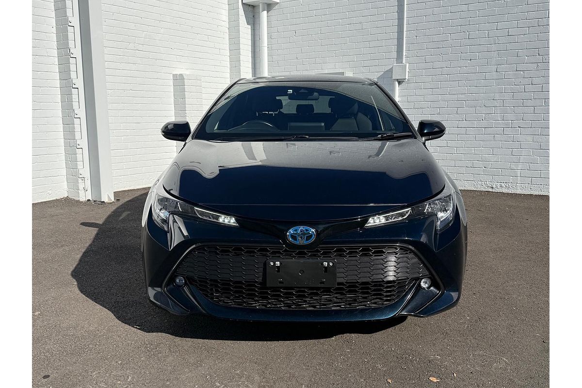 2019 Toyota Corolla SX Hybrid ZWE211R