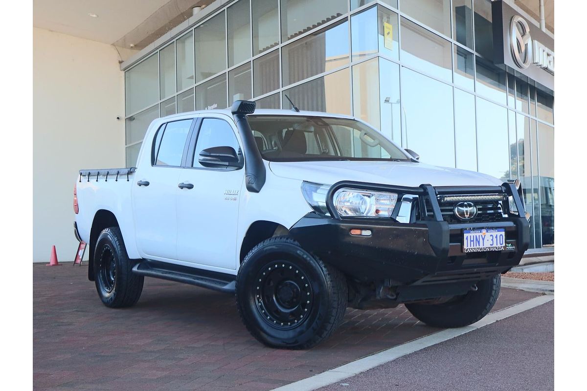 2020 Toyota Hilux SR GUN126R 4X4