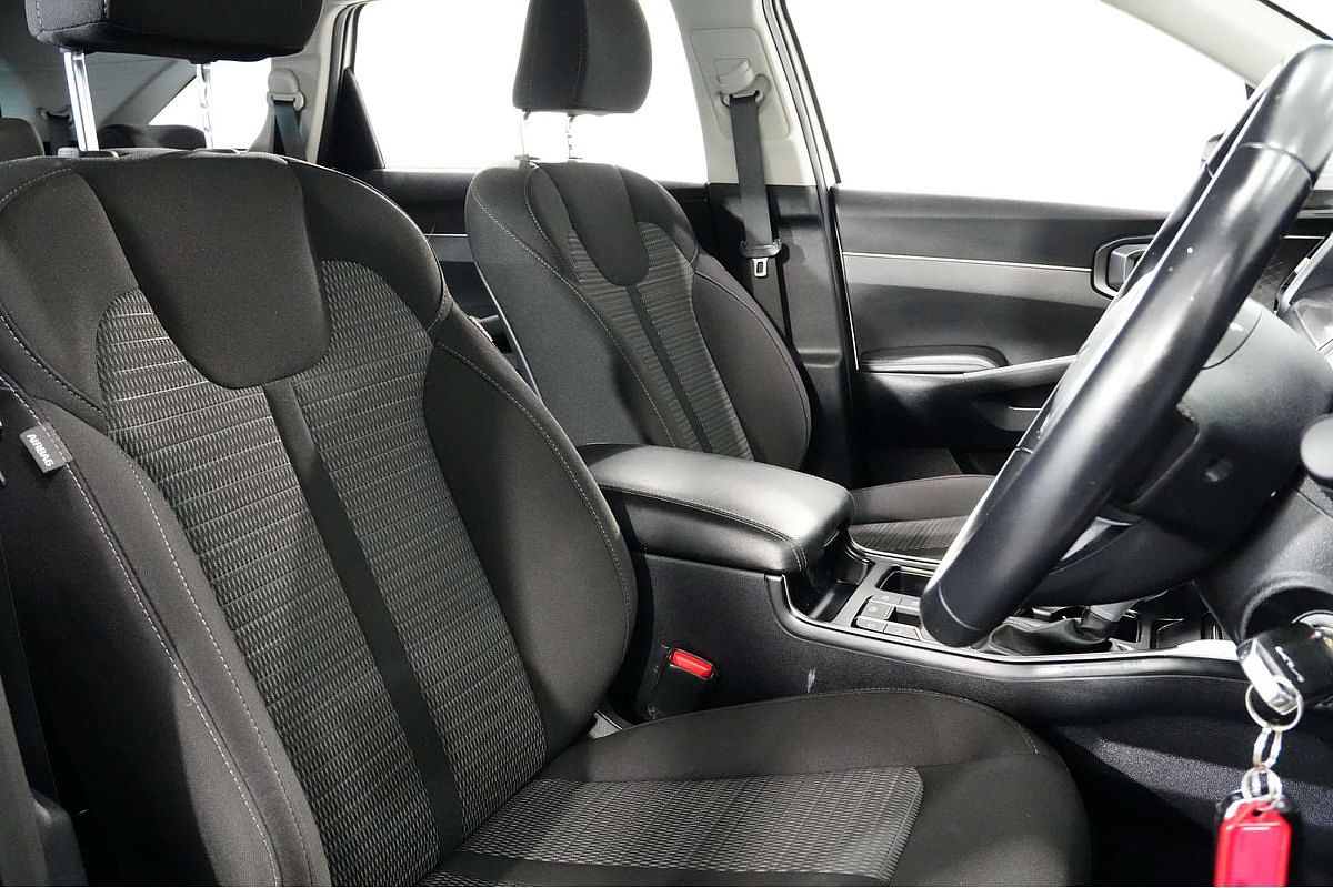 2023 Kia Sorento Sport MQ4