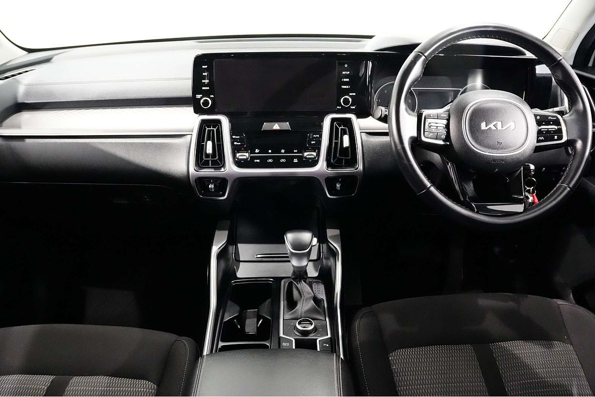 2023 Kia Sorento Sport MQ4